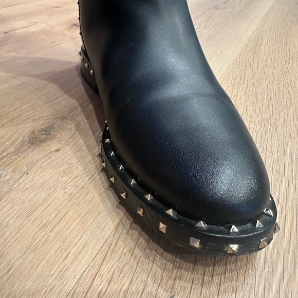 Valentino studded black leather boots - Picture 7 of 16